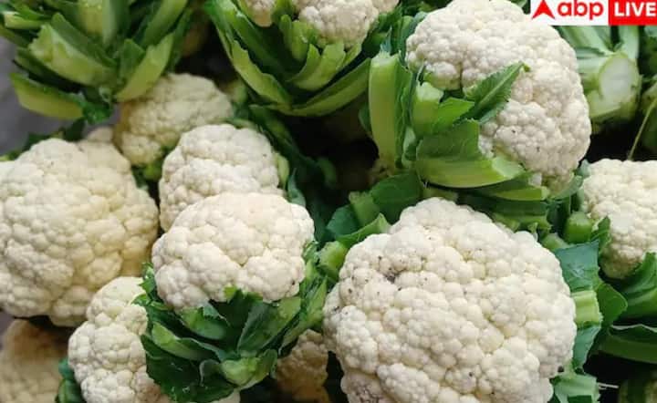 ਫੁੱਲ ਗੋਭੀ ਦੇ ਪੱਤੇ ਪ੍ਰੋਟੀਨ ਅਤੇ ਖਣਿਜਾਂ ਨਾਲ ਭਰਪੂਰ ਹੁੰਦੇ ਹਨ। ਇਹ ਬੱਚਿਆਂ ਦੇ ਸਰੀਰਕ ਵਿਕਾਸ ਵਿੱਚ ਮਦਦ ਕਰਦੇ ਹਨ ਅਤੇ ਉਨ੍ਹਾਂ ਦੀ ਲੰਬਾਈ, ਭਾਰ ਅਤੇ ਹੀਮੋਗਲੋਬਿਨ ਵਧਾਉਣ ਵਿੱਚ ਮਦਦਗਾਰ ਮੰਨੇ ਜਾਂਦੇ ਹਨ।