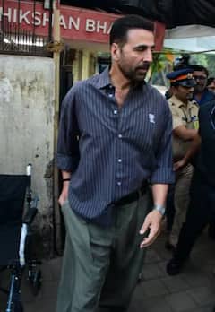 BMC Election 2026: બીએમસી ચૂંટણી માટે મતદાન કરવા પહોચ્યા તમન્ના અને અક્ષય સહિતના અનેક સ્ટાર્સ