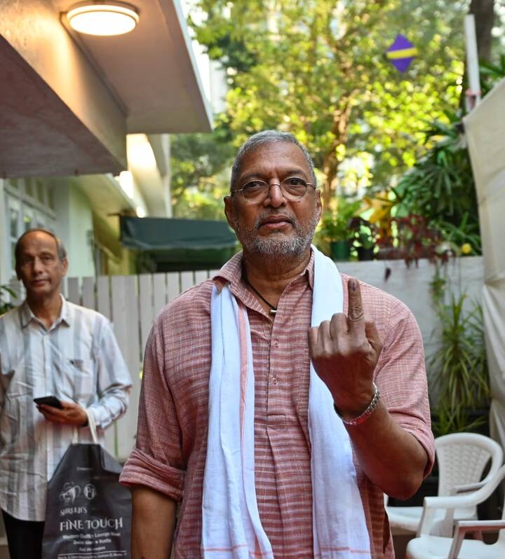 दादर येथील बालमोहन विद्यामंदिर येथे नाना पाटेकर यांनी मतदान केले.