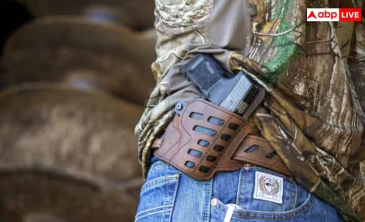 ਕੈਲੀਬਰ ਇੱਕ ਸਟੀਕ ਮਾਪ ਹੈ ਜੋ ਰਾਈਫਲਾਂ, ਪਿਸਤੌਲਾਂ ਅਤੇ ਰਿਵਾਲਵਰਾਂ ਲਈ ਵਰਤਿਆ ਜਾਂਦਾ ਹੈ। ਇਹ ਤੁਹਾਨੂੰ ਬੈਰਲ ਦੇ ਅੰਦਰੂਨੀ ਡਾਇਮੀਟਰ ਅਤੇ ਇਸ ਦੁਆਰਾ ਚਲਾਈ ਗਈ ਗੋਲੀ ਦੇ ਆਕਾਰ ਬਾਰੇ ਦੱਸਦਾ ਹੈ। ਕੈਲੀਬਰ ਨੂੰ ਇੰਚ ਜਾਂ ਮਿਲੀਮੀਟਰ ਵਿੱਚ ਦਰਸਾਇਆ ਜਾਂਦਾ ਹੈ।