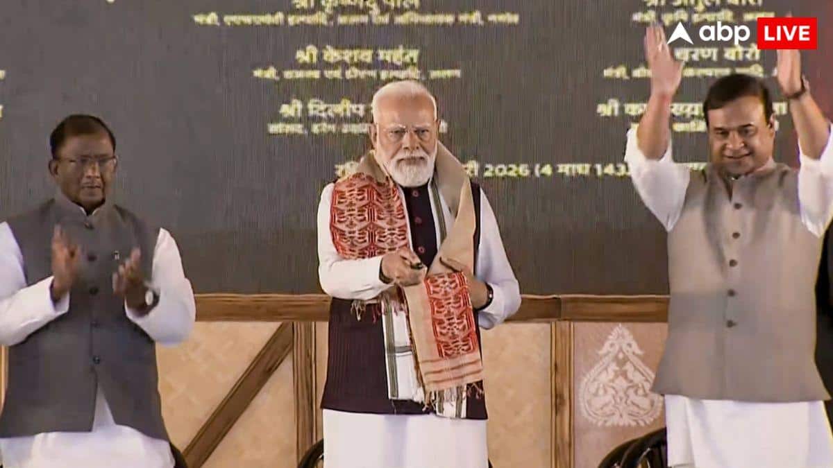 'कांग्रेस के पास विकास का कोई एजेंडा नहीं', असम में बोले PM मोदी, 2 अमृत भारत ट्रेनों को भी दिखाई हरी झंडी