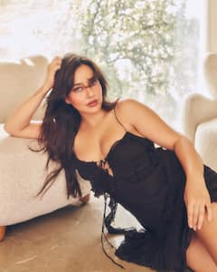 Neha Sharma Pics: નેહા શર્માએ કેમેરા સામે બતાવી કિલર સ્ટાઈલ, તસવીરો પરથી નજર નહીં હટે