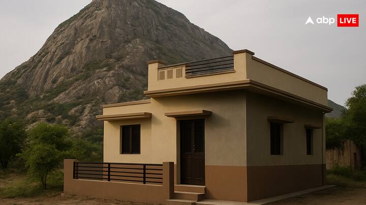 वास्तु विशेषज्ञों के अनुसार, कभी भी घर के उत्तर दिशा की ओर पहाड़ नहीं होना चाहिए. यह दिशा देवी-देवताओं से जुड़ी मानी जाती है, और किसी भी तरह की रुकावट हवा के प्रवाह और आवागमन में बाधा डाल सकती है, जो घर पर नकारात्मक प्रभाव डालती है.