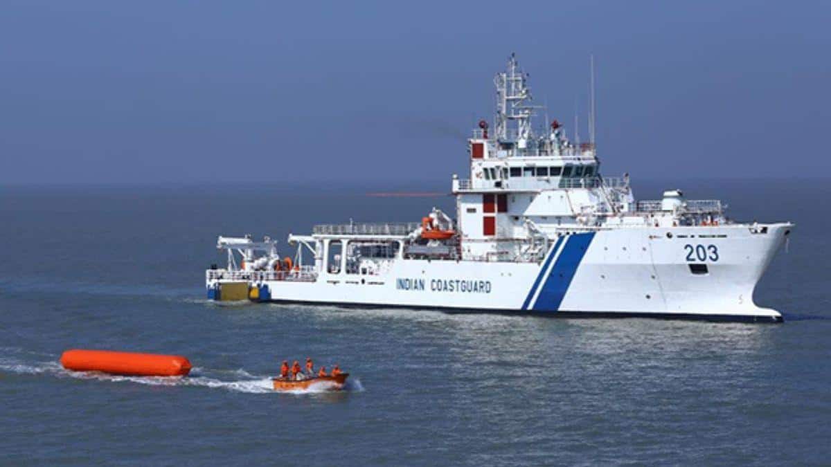 Mysterious ‘Boiling’ Waters Spotted Off Gujarat Coast, Authorities Probe Cause