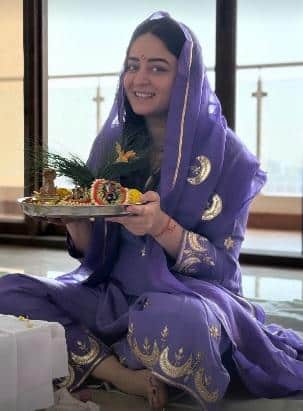 कार के बाद अब माही विज ने खरीदा नया घर!अकेले करती दिखीं गृह प्रवेश की पूजा