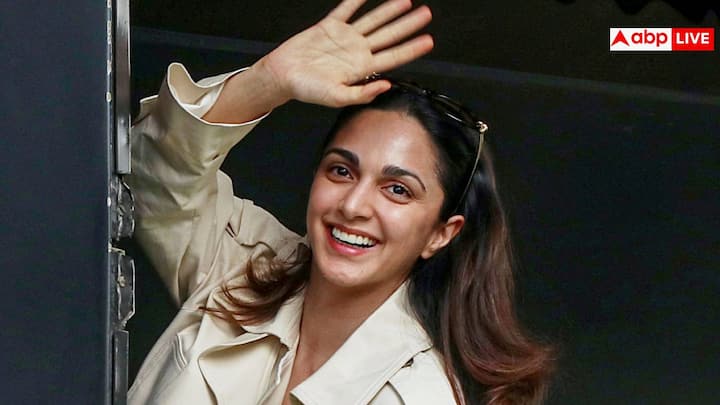 कियारा आडवाणी भी अचार को लेकर चर्चा में रहीं. प्रेग्नेंसी के दौरान उन्हें घर का बना आम का अचार गिफ्ट में मिला था, जिसे उन्होंने अपनी क्रेविंग पूरी करने के लिए खास बताया था.