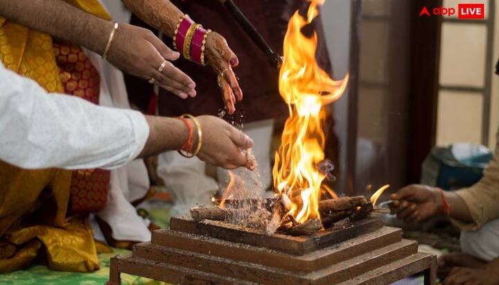 अग्नि पंचक अग्नि तत्व की अधिकता को दर्शाता है. ये पंचक गुप्त नवरात्रि के बीच लगे हैं, ऐसे में आप हवन, यज्ञ न करें. मान्यता है इससे अग्नि दुर्घटना की संभावना बढ़ जाता है.