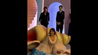 Internet Can’t Keep Calm As Shah Rukh Khan Poses With Millie Bobby Brown And Lee Jung-jae
