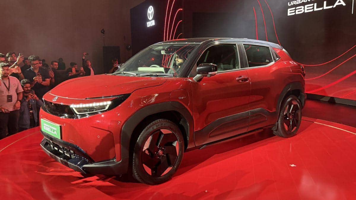 Toyota Ebella EV: 3 ட்ரிம்கள், 2 பேட்டரி ஆப்ஷன்கள், டொயோட்டாவின் முதல் மின்சார கார் - எபெல்லா விலை, ரேஞ்ச்?
