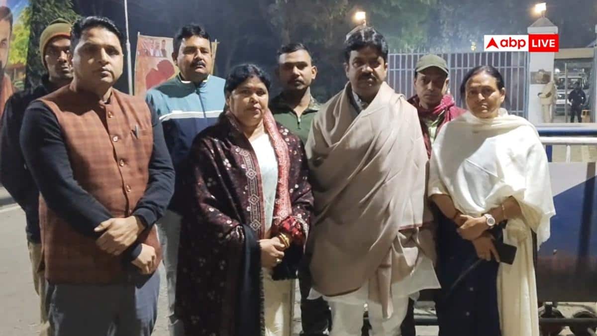 बिहार में सियासी रुख ले रहा NEET छात्रा मौत का मामला, सम्राट चौधरी से मिले चिराग पासवान के नेता, रखी यह मांग