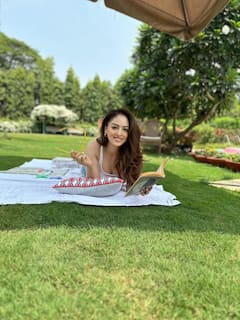 Sandeepa Dhar Photo: અભિનેત્રી સંદીપા ધરની બોલ્ડ તસવીરોએ લગાવી સોશિયલ મીડિયા પર લગાવી આગ
