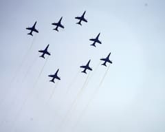 Nashik Air Show 2026: वंदे मातरम्! नाशिकमध्ये 'सूर्यकिरण एअर शो'चा थरार, लढाऊ विमानांच्या चित्तथरारक कसरतींनी डोळ्यांची पारणे फेडली, PHOTO