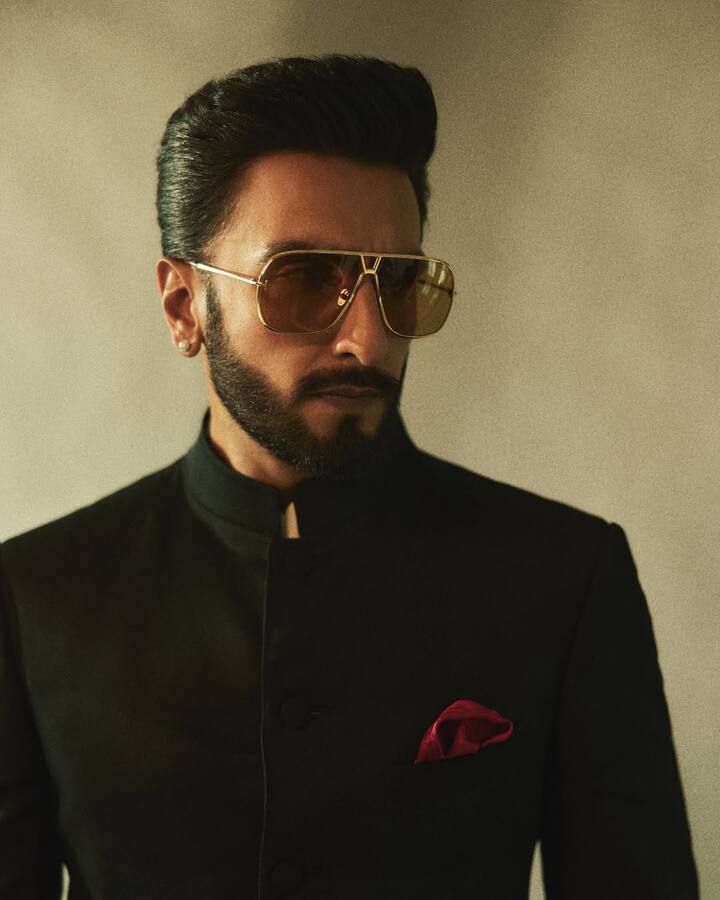 बॉस्को ने कहा कि ये देखकर वो खुद भी बहुत इम्प्रेस हुए. उनका कहना है कि ऑडियंस को कभी ये एहसास नहीं होता कि रणवीर को कितना दर्द हो रहा है क्योंकि वो हर सीन में पूरी तरह कमिटेड रहते हैं.