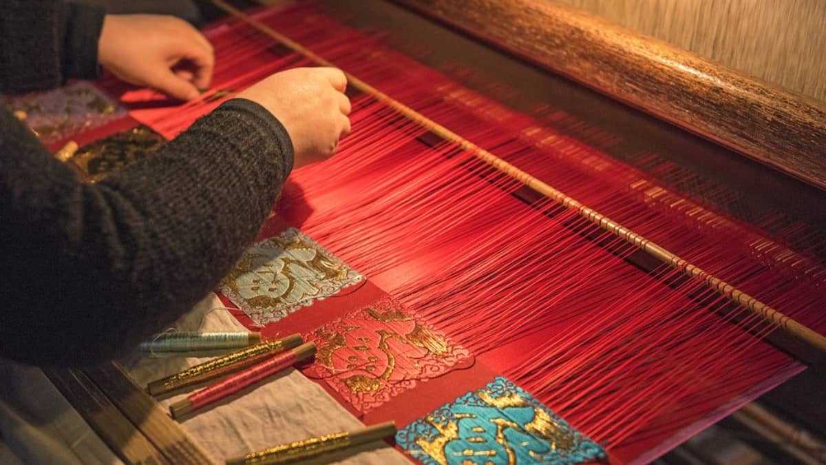 (Image Source: Pinterest/rhanauerbowties)