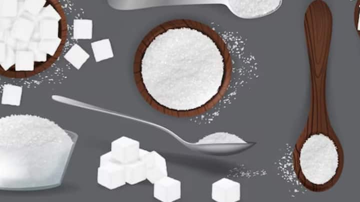 यदि आप अपने हृदय को स्वस्थ और मजबूत रखना चाहते हैं, तो चीनी का सेवन सीमित मात्रा में करना चाहिए। अधिक चीनी का सेवन हृदय संबंधी गंभीर और जानलेवा बीमारियों का खतरा बढ़ाता है।