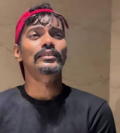 प्रथमेश कंटेटव्यतिरिक्त काही गाण्याच्या अल्बममध्येही झळकला आहे.