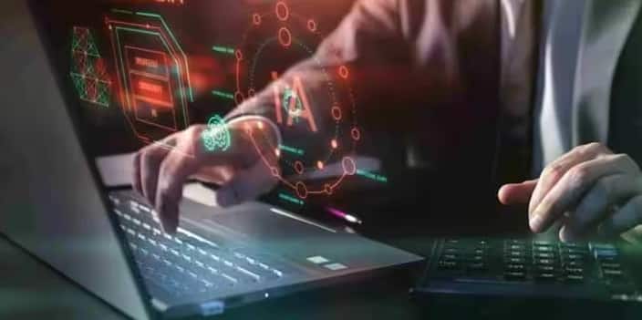 OpenAI છેલ્લા કેટલાક સમયથી બાળ સુરક્ષા અંગે વધતા દબાણનો સામનો કરી રહ્યું છે. FTC જેવી સંસ્થાઓ બાળકો અને કિશોરો પર AI ચેટબોટ્સની અસરની તપાસ કરી રહી છે. આ પૃષ્ઠભૂમિ સામે કંપનીએ પેરેંટલ કંટ્રોલ, નિષ્ણાત સલાહ અને હવે age prediction સિસ્ટમ જેવા પગલાં અમલમાં મૂક્યા છે. ઓપનએઆઈ કહે છે કે તે આ મોડેલને વધુ સુધારશે અને સ્થાનિક નિયમો અનુસાર ટૂંક સમયમાં યુરોપિયન યુનિયનમાં તેનો અમલ કરશે.