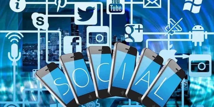 ऑस्ट्रेलिया में लागू कानून के तहत सोशल मीडिया कंपनियों को यह सुनिश्चित करना होता है कि 16 साल से कम उम्र के बच्चे प्लेटफॉर्म का इस्तेमाल न करें. नियमों का पालन न करने पर कंपनियों पर भारी जुर्माना लगाया जा सकता है. बताया जा रहा है कि वहां कई प्लेटफॉर्म्स ने लाखों नाबालिग अकाउंट्स हटाए भी हैं.