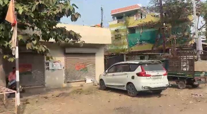 अजित पवारांच्या जाण्याने गाव पोरके झाले आहे. अजित पवार आपल्यात नाहीत ही भावना गावकऱ्यांना पचवणं जड जात आहे.