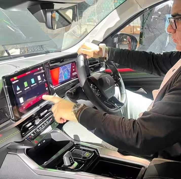 Renault Duster 2026 First Look: முதல் பார்வையில் அசத்தியதா புதிய ரெனால்ட் டஸ்டர்.?! தனித்துவம், நிறை, குறைகள் என்ன.? அலசுவோம்