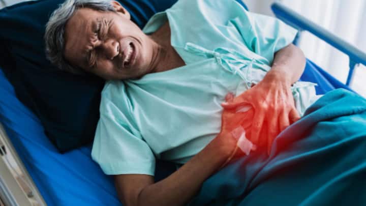 ক্যান্সারের গবেষণায় বড় সাফল্য। অসম্ভবকে সম্ভব করে দেখাল Spanish Cancer Research Centre. তাদের হাত ধরে প্যানক্রিয়াটিক ক্যান্সারের চিকিৎসায় যুগান্তকারী পরিবর্তন আসতে চলেছে বলে মনে করছেন সকলে।