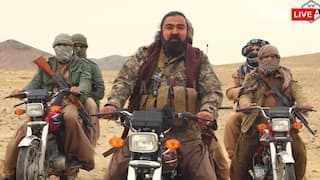 बलोचों ने बढ़ा दीं आसिम मुनीर की धड़कनें! BLA ने 84 सुरक्षाकर्मी मार गिराए, रात में ग्वादर पोर्ट पर किया अटैक