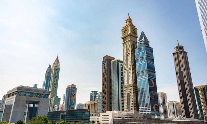 वहीं 1938 में बर्गन ऑयल फील्ड में तेल की खोज हुई. यह दुनिया का दूसरा सबसे बड़ा तेल क्षेत्र है. यहीं से कुवैत की किस्मत ने नया मोड़ लिया.