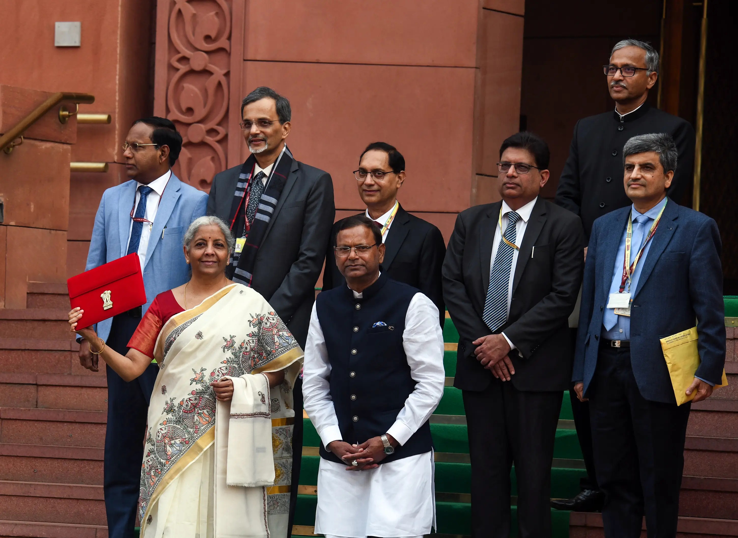 பட்ஜெட்டில் என்னென்ன அறிவிப்புகள் வெளியாகும் என்ற எதிர்பார்ப்பு…