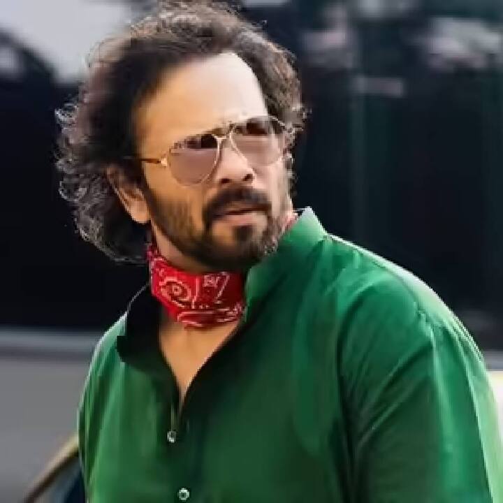 दरम्यान, मुंबई पोलिसांनी शुभम लोणकरला या प्रकरणात फरार आरोपी घोषित केले आहे.