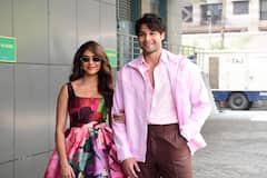 धनुष संग अफेयर की खबरों के बीच इस एक्टर की बाहों में दिखीं मृणाल ठाकुर, पब्लिक में हुए रोमांटिक