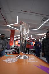 2026 टी20 वर्ल्ड कप का आगाज 7 फरवरी से होगी. वहीं इस वैश्विक टूर्नामेंट का फाइनल मुकाबला 8 मार्च को खेला जाएगा.