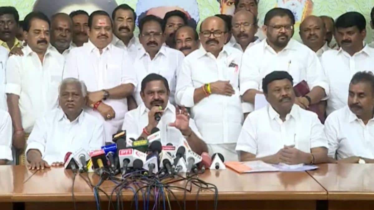 ADMK election manifesto : ரூ. 10,000 உதவித்தொகை.! மகளிர்களுக்கு மாதம் 2,000... அடுத்தது என்ன.? இன்று வெளியாகிறது அதிமுக தேர்தல் அறிக்கை