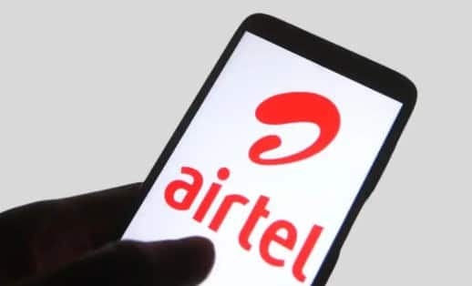 Airtel Recharge Plan: જો તમે એરટેલના યૂઝર્સ છો અને 2026 માટે શ્રેષ્ઠ પ્રીપેડ પ્લાન શોધી રહ્યા છો તો આ લેખ ખૂબ મદદરૂપ થશે. ઘણીવાર, ઘણા બધા રિચાર્જ વિકલ્પો જોઈને કયો પ્લાન સૌથી ફાયદાકારક છે તે મૂંઝવણમાં મુકાઈ શકે છે. તેથી, અમે અહીં 5 શ્રેષ્ઠ એરટેલ પ્રીપેડ પ્લાન શેર કરી રહ્યા છીએ જેથી તમે તમારી જરૂરિયાતો માટે યોગ્ય પ્લાન પસંદ કરી શકો.
