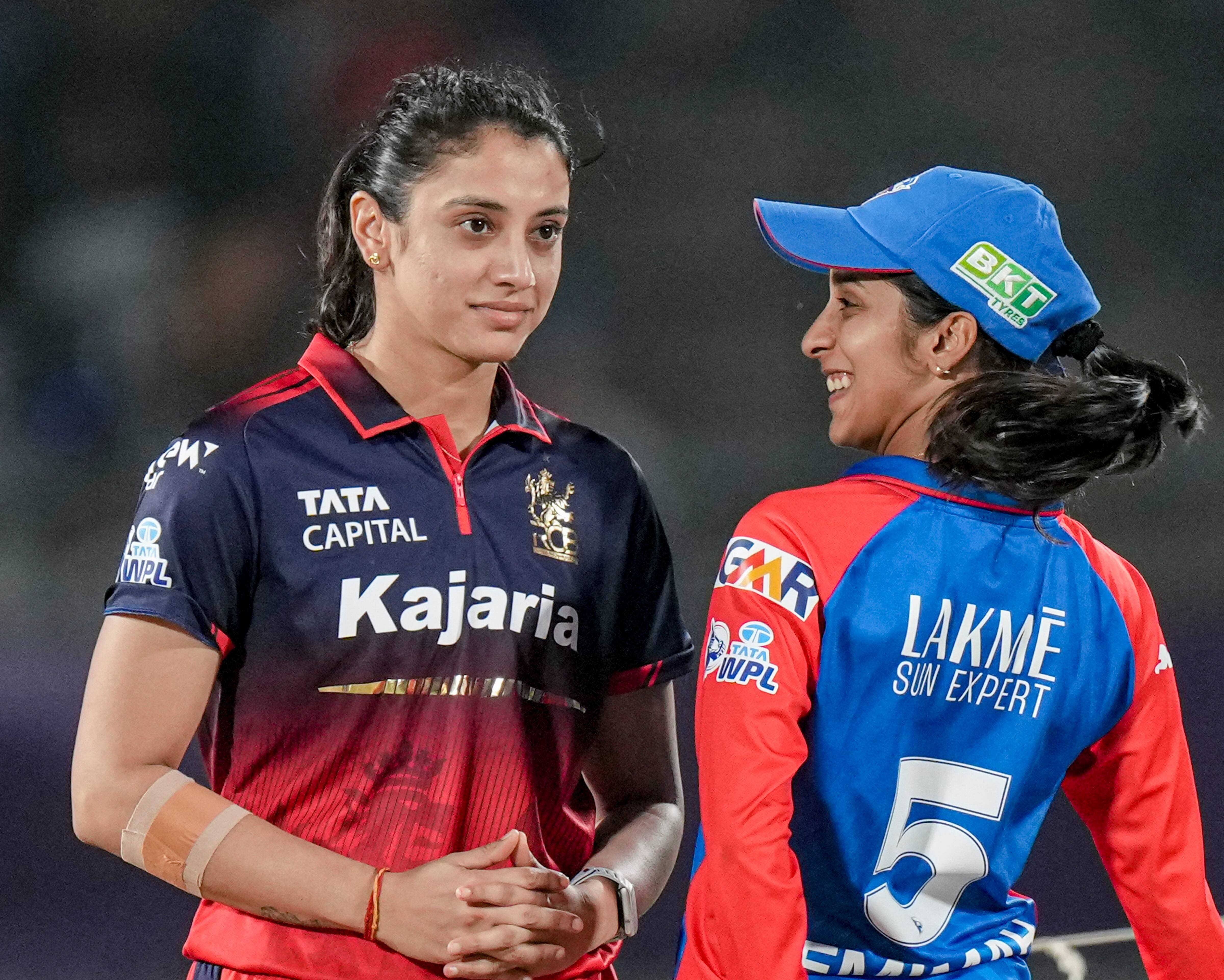 WPL 2026 ఫైనల్‌లో ఆర్సీబీ వీరవిహారం; రికార్డు ఛేజింగ్‌తో ఢిల్లీపై విజయం, రెండోసారి టైటిల్ కైవసం!