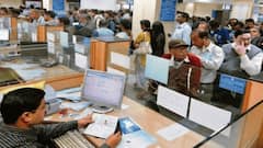 PNB Recruitment: બેંકમાં નોકરીની શાનદાર તક, PNB માં હજારો પદો પર ભરતી, જાણો તમામ ડિટેલ્સ