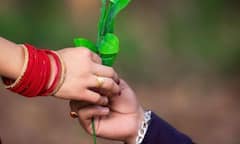 Rose Day पर गर्लफ्रेंड को पहली बार कर रहे प्रपोज? गलती से भी न करें ये 7 गलतियां
