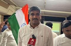 India Won U19 World Cup : भारताने वर्ल्डकप जिंकताच मुंबईकर आयुषच्या घरी जल्लोष; वडिलांच्या डोळ्यात आनंदाश्रू, हाती तिरंगा घेऊन घोषणाबाजी