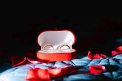 Rose Day 'ਤੇ Girlfriend ਨੂੰ ਪਹਿਲੀ ਵਾਰ ਕਰ ਰਹੇ Propose? ਤਾਂ ਭੁੱਲ ਕੇ ਵੀ ਨਾ ਕਰੋ ਆਹ ਗਲਤੀ