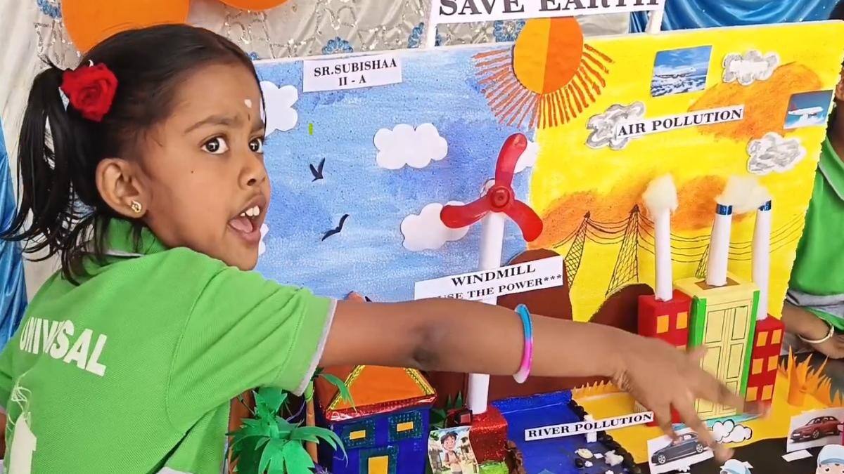 "விஞ்ஞானிகள் உருவாவது கிராமத்தில்தான்" குழந்தைகளின் அதிசிறந்த கண்டுபிடிப்புகளை கண்டு வியந்த இஸ்ரோ விஞ்ஞானி ஜேம்ஸ்