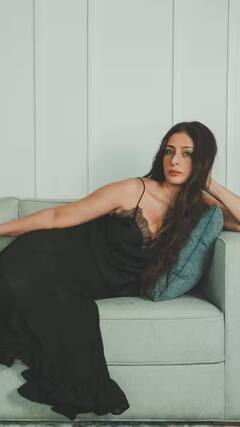 नार्गाजुन ते संजय कपूर... 'जवानी'त अनेकांसोबत रिलेशनशिपमध्ये असल्याची चर्चा, आता 54 व्या वर्षी जगतेय सिंगल लाईफ