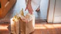 Paper Bag: মুদির দোকান থেকে শপিং মল.. সব জায়গায় ব্যবহৃত কাগজের ব্যাগ কেন বাদামি রঙেরই হয়?