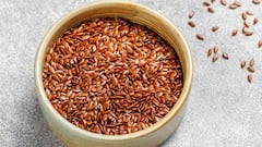 Flax Seeds or Chia Seeds: ચિયા સીડ્સ કે અળસી, વજન ઘટાડવા માટે કયું વધુ અસરકારક?