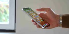 iPhone की स्क्रीन पर टाइम हमेशा 9:41 ही क्यों होता है? Apple छुपा रहा है ये दिलचस्प राज