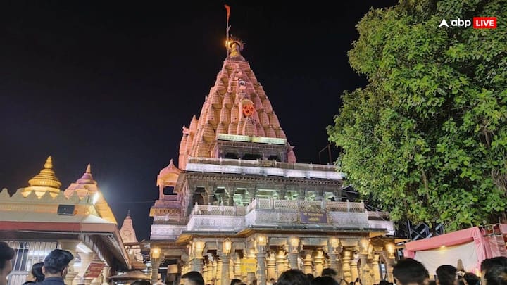 जिन भी लोगों का जन्म 7, 16 या 25 तारीख को होता है, उनका मूलांक 7 होता है, केतु इस मूलांक वाले लोगों का स्वामी है. इस अंक वाले लोगों को अपने जीवनकाल में एक न एक बार उज्जैन स्थित महाकाल के दर्शन जरूर करने चाहिए.