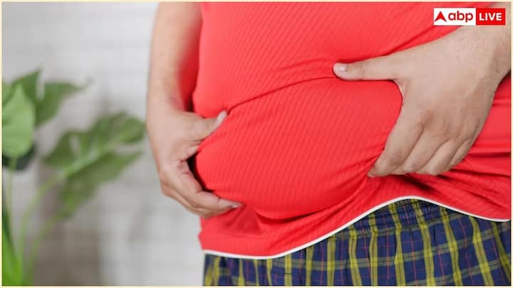 શું તમે પણ વારંવાર પેટ ફૂલવાથી પરેશાન છો? જો એમ હોય, તો તમે કેટલાક ઘરેલું ઉપાયો અજમાવી શકો છો. જો તમે પેટ ફૂલવા જેવી પેટની સમસ્યાઓથી કુદરતી રીતે રાહત મેળવવા માંગતા હો, તો તમે તમારી દાદીના ઘરેલુ ઉપચારોનો ઉપયોગ કરી શકો છો.