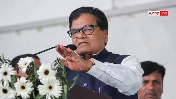 'सीएम योगी तो अभी से खुद को प्रधानमंत्री समझने लगे हैं', सपा महासचिव रामगोपाल यादव का बयान 'सीएम योगी तो अभी से खुद को प्रधानमंत्री समझने लगे हैं', सपा महासचिव रामगोपाल यादव का बयान