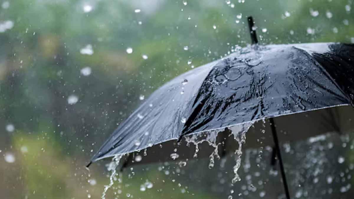வங்கக் கடலில் சூறாவளி எச்சரிக்கை! தென் மாவட்டங்களில் மழை: வானிலை மையம் வெளியிட்ட முக்கிய அறிவிப்பு!