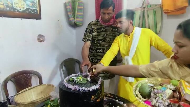 অংশীদারিত্বের কাজ ভালো লাভ বয়ে আনবে এবং ব্যবসা সম্প্রসারণের সুযোগ পাবে। এই সময়ের মধ্যে তৈরি পরিকল্পনা সফল হবে, যা আয়ের নতুন পথ খুলে দেবে। তাছাড়া, বিদেশে কাজ বা বিদেশ সম্পর্কিত কাজে সাফল্যের প্রবল সম্ভাবনা রয়েছে।