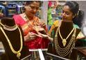 Gold-Silver Price Down: ਆਮ ਜਨਤਾ ਲਈ ਖੁਸ਼ਖਬਰੀ, ਚਾਂਦੀ 13,500 ਅਤੇ ਸੋਨਾ ਹੋਇਆ ਇੰਨਾ ਸਸਤਾ; ਜਾਣੋ ਕਿੰਨੀ ਡਿੱਗੀ ਕੀਮਤ?