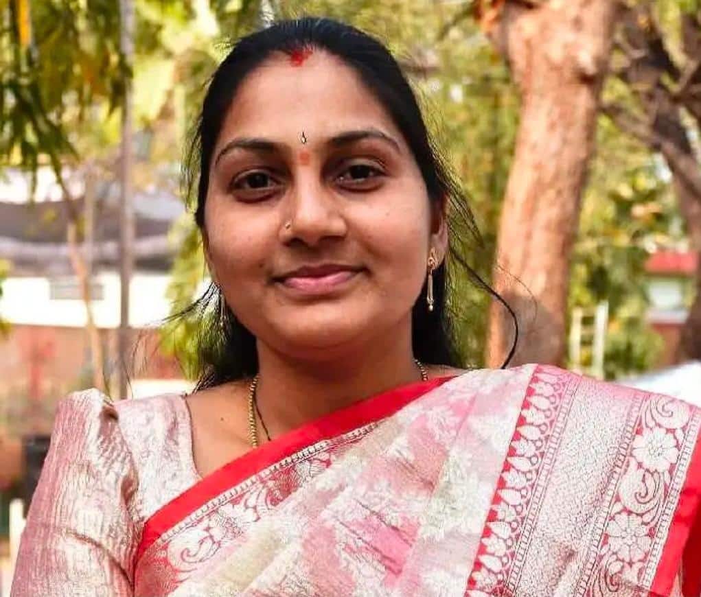 Nirmal Municipal Chairman: నిర్మల్‌లో భార్యాభర్తలే ఛైర్మన్, వైస్ ఛైర్మన్.. ఉమ్మడి ఆదిలాబాద్‌లో చైర్మన్ల పూర్తి వివరాలు